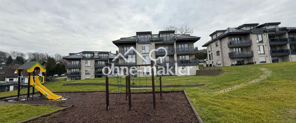 ** Exklusive 3-Zimmer- Dachgeschosswohnung im Herzen von Waldbröl !** - Photo 1