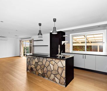 Live Large in the Heart of Karingal - Your Ideal Family Home Awaits! - Photo 1