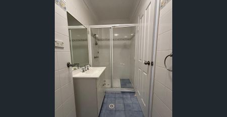 Modern 2-Bedroom Unit in Secure Roselands Complex – The Best You’ll Find! - Photo 4