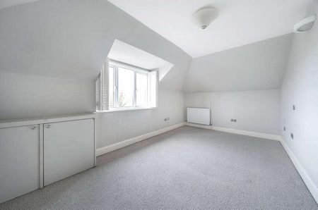 Riverside Apartments,thames Street, KT13 - Photo 3