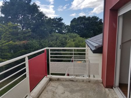 Location Appartement 1 pièce 28m² GUER 56380 - Photo 5