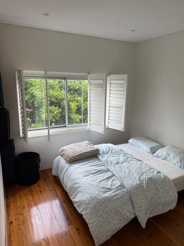 Bondi Beach - Photo 5