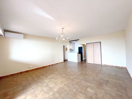 Location Appartement 2 pièces 52m² AJACCIO 20000 - Photo 2