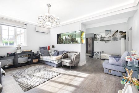 Corbar Close, Hadley Wood - Photo 2