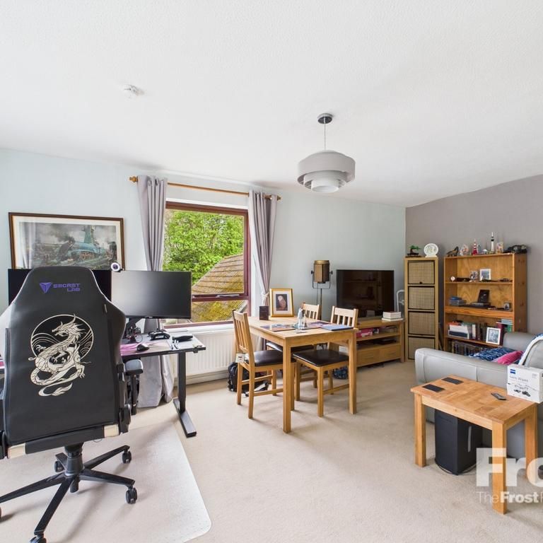 1 bedroom apartment to rent - Photo 1