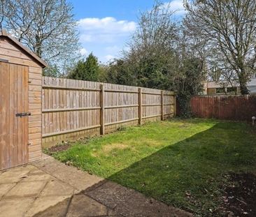 3 bedroom semi-detached house to rent - Photo 6