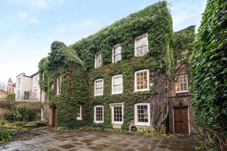 2 Bedroom Semi-Detached To Let - Photo 4