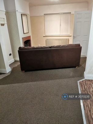 2 bedroom semi-detached house to rent - Photo 1