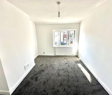 3 bedroom townhouse to rent - Photo 5