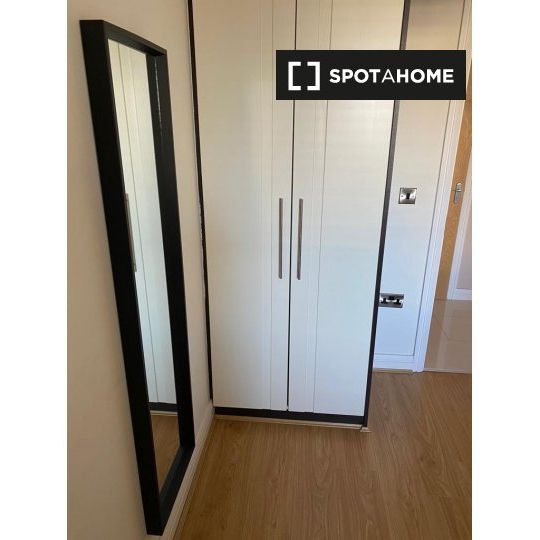 Room in shared 2-bedroom apartment in Whitehall, Dublin. - Photo 1