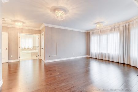 For Lease - 107 Queen Filomena Avenue, Vaughan, Ontario - Photo 3