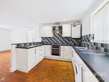2 bedroom flat to rent - Photo 2