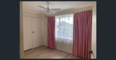 21 Chelmsford Way, Melton West - A Welcoming Family Home - Photo 4