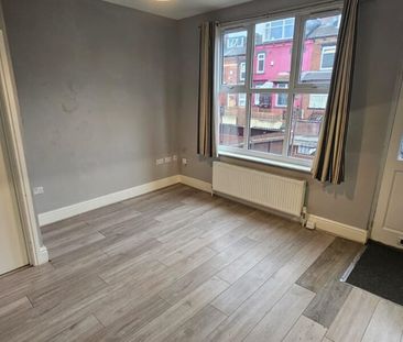 Brown Hill Avenue, Leeds, LS9 6DY - Photo 1