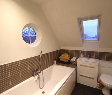 3 bedroom semi-detached house to rent - Photo 6