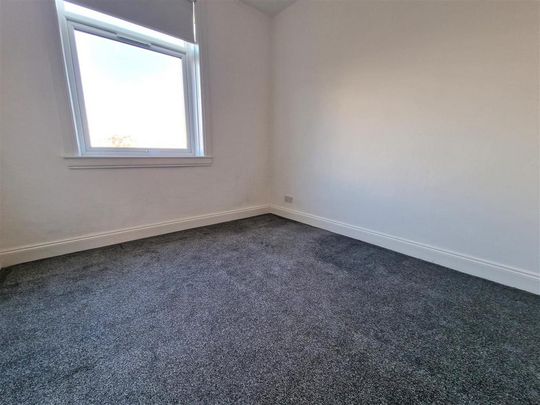 3 bedroom apartment to rent - Photo 1