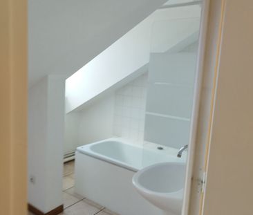 Location Appartement 3 pièces 67m² ELBEUF 76500 - Photo 4