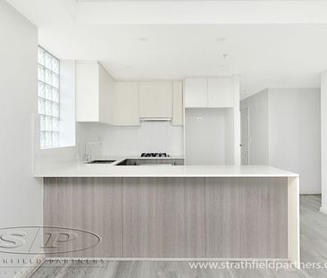 Luxury 2 Bedroom Apartment, Level 9 - Photo 3