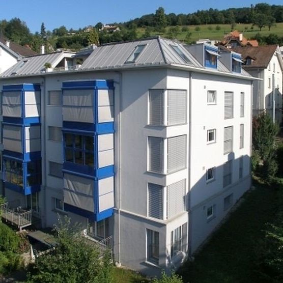 Nähe Stadtzentrum - Komfortabel wohnen in gepflegtem Mehrfamilienhaus - Photo 1