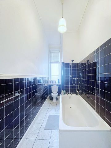 Room in a Shared Flat, Hyndland Road, G12 - Photo 5