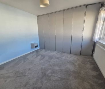 Aldenham Court, West Terrace, Eastbourne | Two-Bedroom Flat - Photo 6