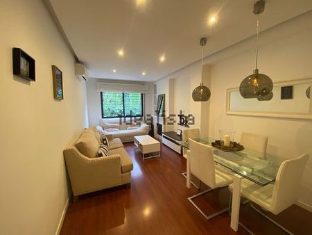 Alquiler de piso en Carril Castell, 15 - Photo 2