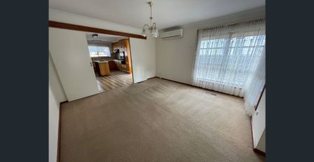 PRIME POSITION! - Photo 2