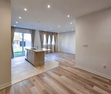 For Lease - 8 Vinewood Crescent, Barrie, Ontario - Photo 6