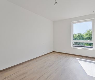 Moderne nieuwbouw met 4 slaapkamers en garage! - Photo 3