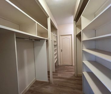 Location Appartement 4 pièces 102m² ORLEANS 45000 - Photo 5