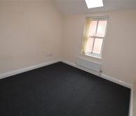 2 Bed Property To Rent - Photo 2
