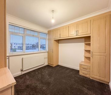 3 bedroom terraced house to rent - Photo 6