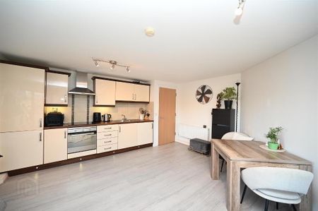 13 Titanic Walk, Ballymacarrett Road, Belfast, BT4 1BT - Photo 5