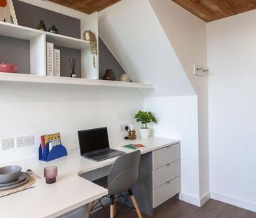 Studio to rent - Photo 2