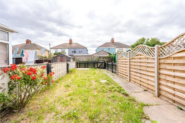 2 bedroom terraced house to rent - Photo 1