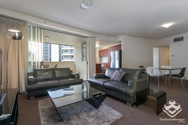 SPACIOUS 3B 2B 2CP PARTIALLY FURNISHED - Photo 1