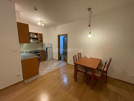 Pronájem bytu 2+kk 58 m² - Photo 2