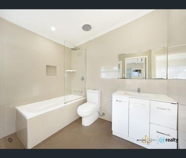 4 Gordon Crescent, Lake Heights, NSW 2502 - Photo 2