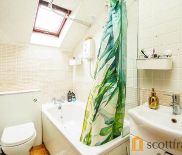 2 bedroom semi-detached house to rent - Photo 2
