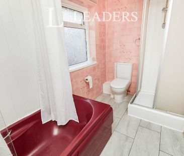 3 bedroom house to rent Clumber Avenue, Rainworth, Mansfield, NG21 - Photo 6