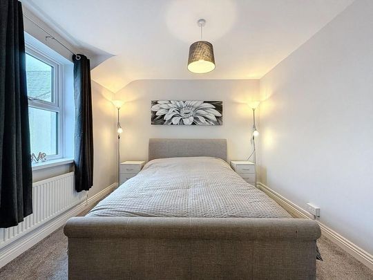 3 bedroom terraced house to rent - Photo 1