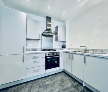 2 bedroom flat to rent - Photo 1