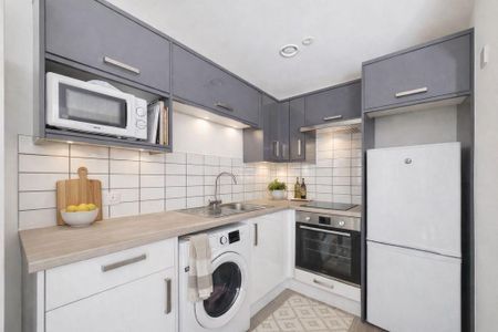 1 bedroom property to rent - Photo 2