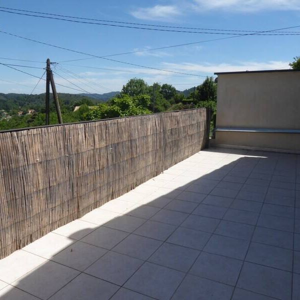 Location maison 3 pièces à Meyras (07380) - Photo 1