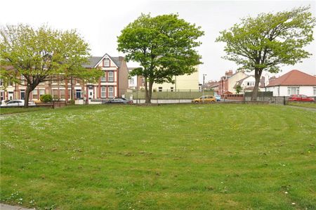 Government Road, CH47 2DG, Hoylake - Photo 3