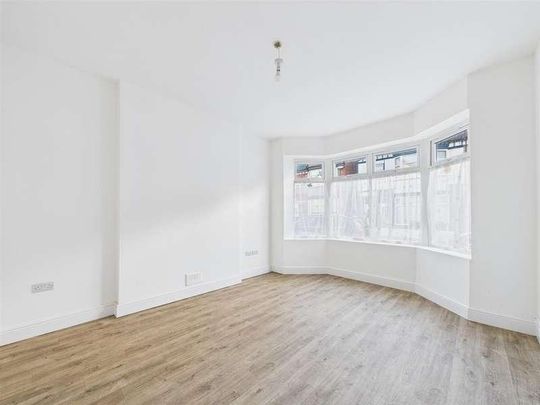 Castle Road, Wallasey, CH45 - Photo 1