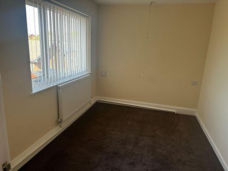 3 bedroom property to rent - Photo 3