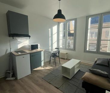 "LE CENTRAL" - Location Appartement poitiers : 24.31 m2 - Photo 1