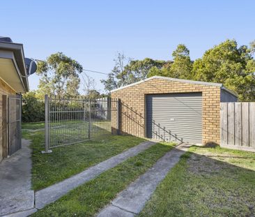 Mount Clear 4BR family home, close to Fed Uni, buses, schools, medi... - Photo 2