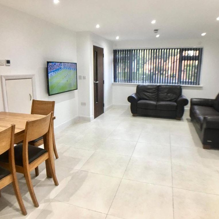 1 bedroom house of multiple occupation to rent - Photo 1